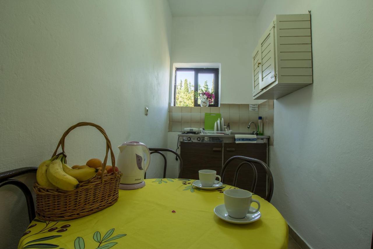 Aggeliki Apartments Dassia By Hotelius Kato Korakiana Exteriér fotografie